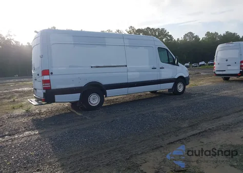 2014 Mercedes-Benz Sprinter 2500 High Roof z USA, uszkodzony, nr VIN WD3PE8DE7E5894586